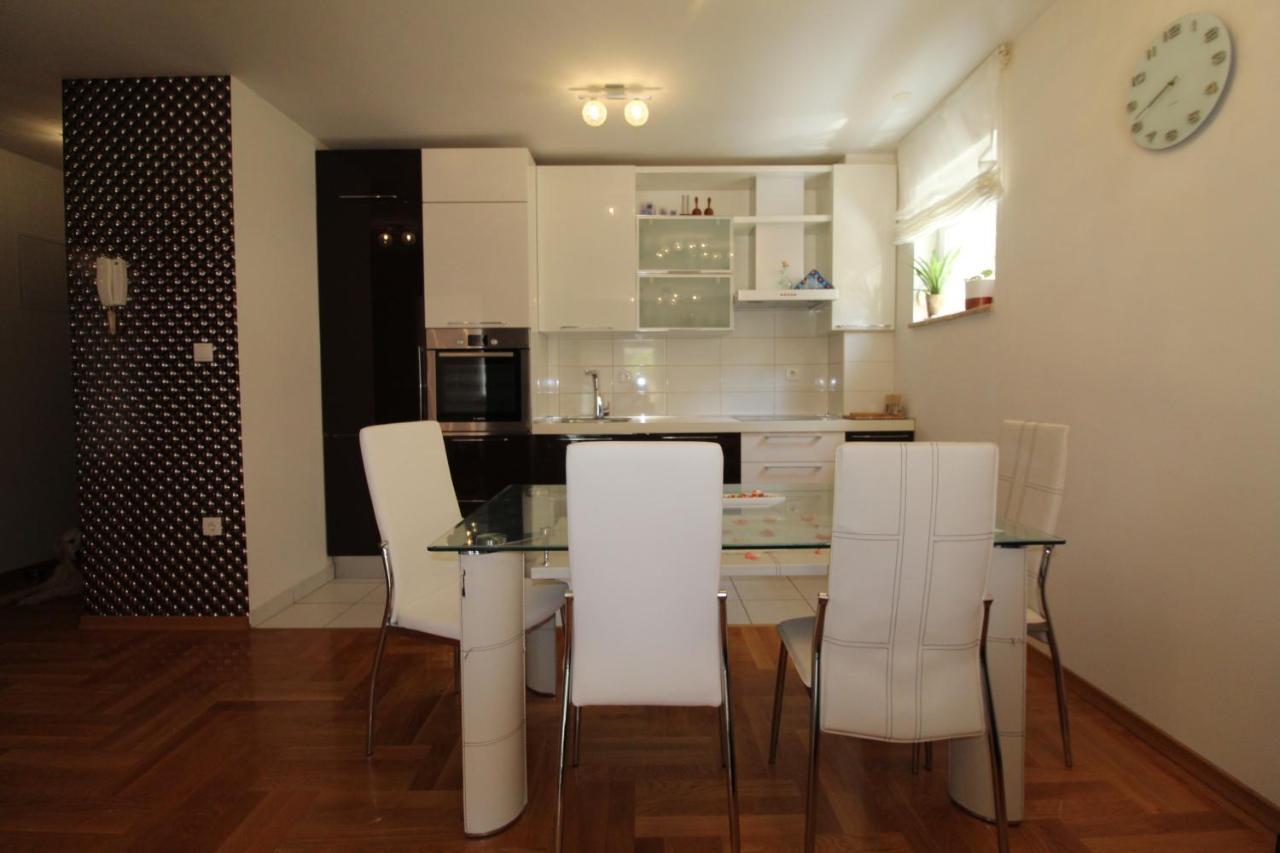 Macadamia Apartment With Garage Parking スプリト エクステリア 写真